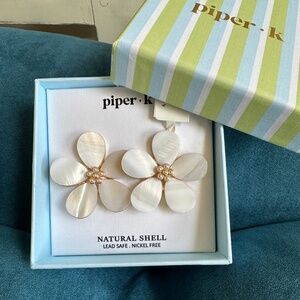 Piper K Natural Shell Earrings